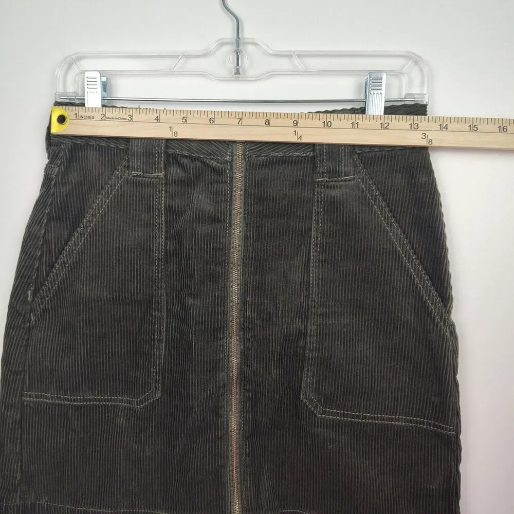 🔥🔥🔥Hollister ultra high-rise skirt, women's 3, olive green, corduroy‎